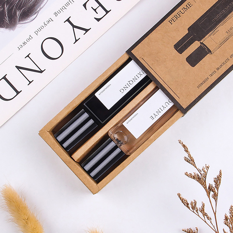 향수 여성용 선물 상자 세트 오래 지속되는 가벼운 향기 꽃 향기 30ml*2