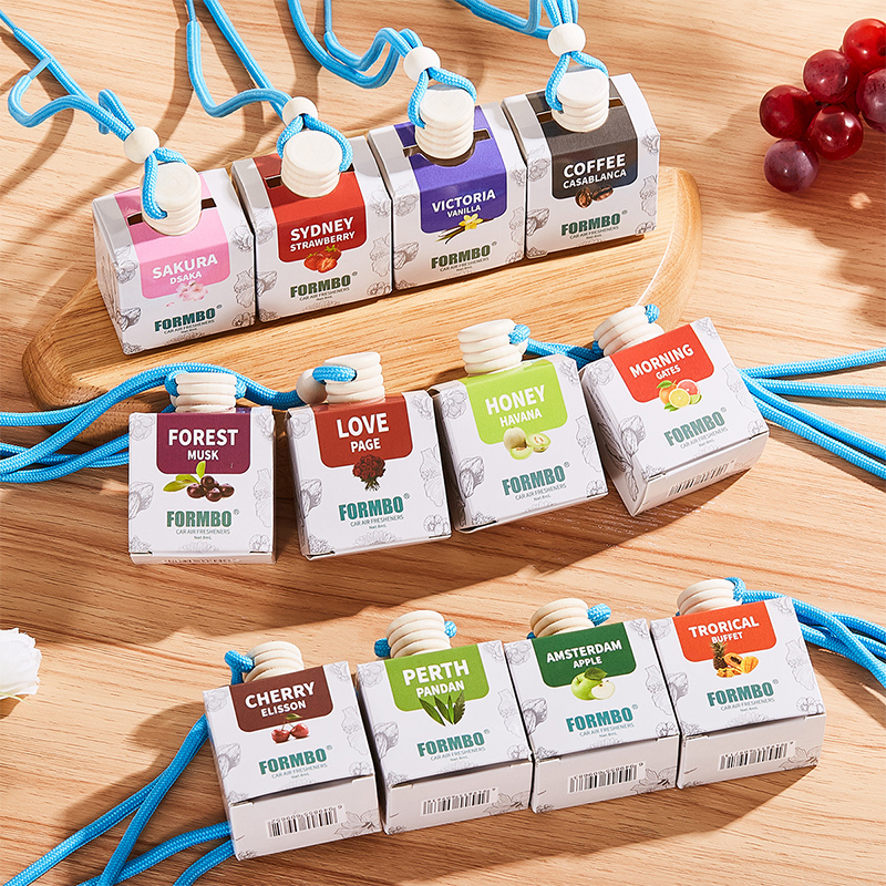 블로섬 & 베리 자동차 향수 - 천연 꽃 & 과일 에센스가 함유된 행잉 공기 청정제 럭셔리 자동차 향기 액세서리 8ml