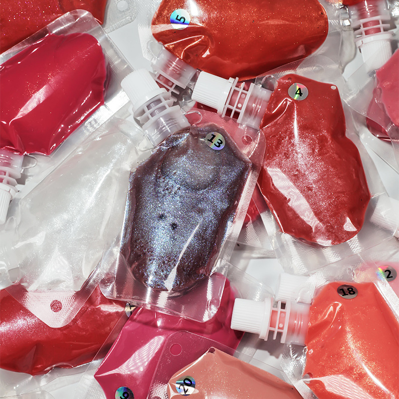 200ml 비닐 봉투 립글로스 노즐 백 비건 및 잔인 무료 완성 립글로스 베이스 안료